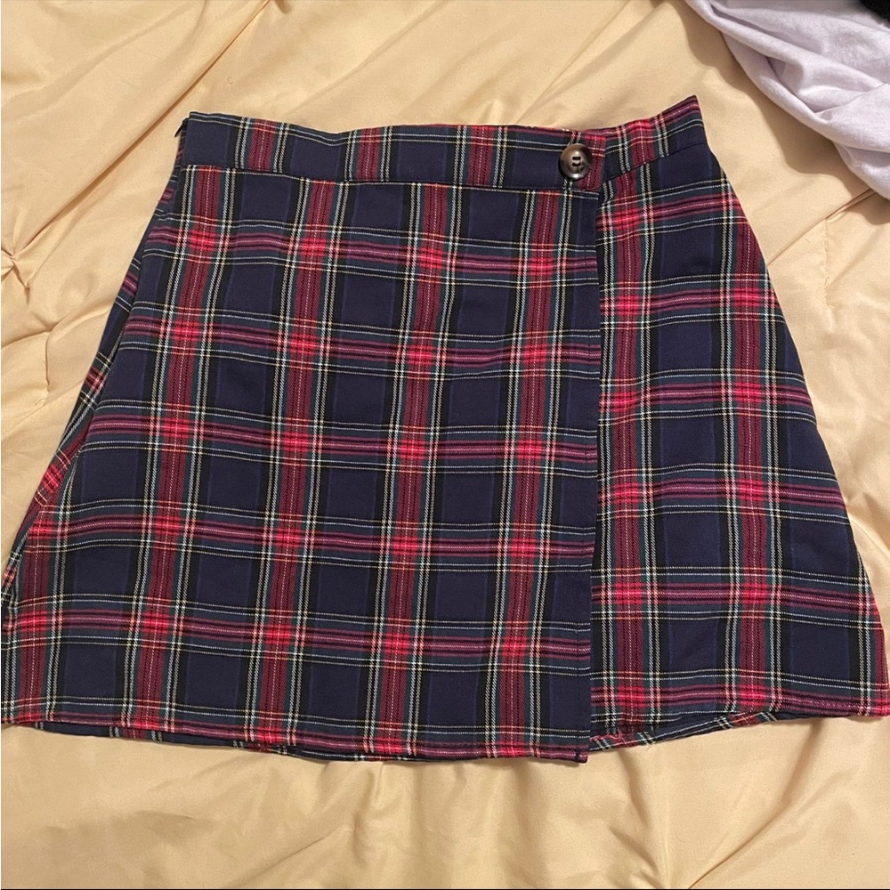 plaid skirt